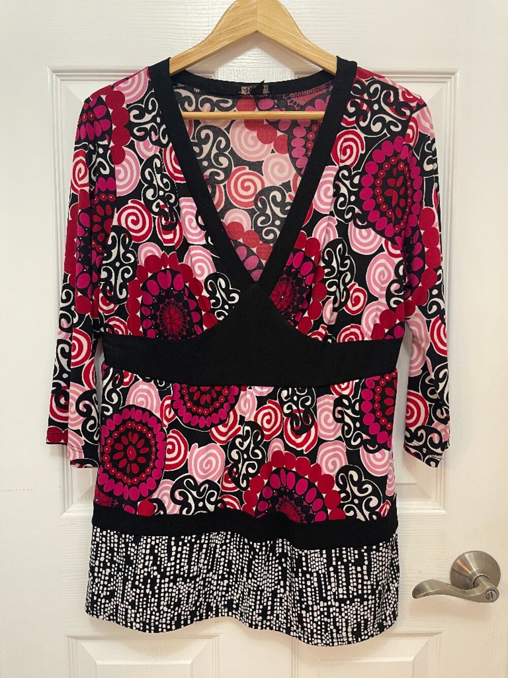 AB Studio Retro Floral Faux Wrap Tunic Blouse Black Pink Size Large
